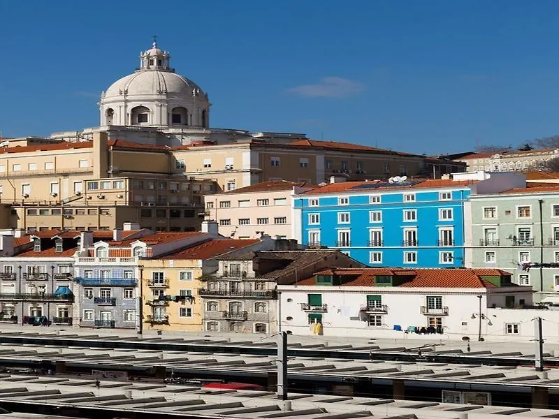 Hello Lisbon Santa Apolonia Apartments